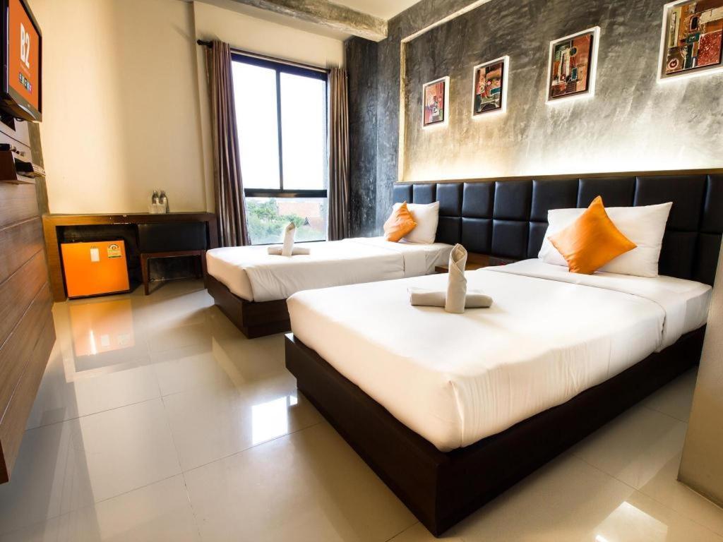 บีทู ทิพย์เนตร บูทิก แอนด์ บัดเจ็ต โฮเทล Hotel เชียงใหม่ ภายนอก รูปภาพ
