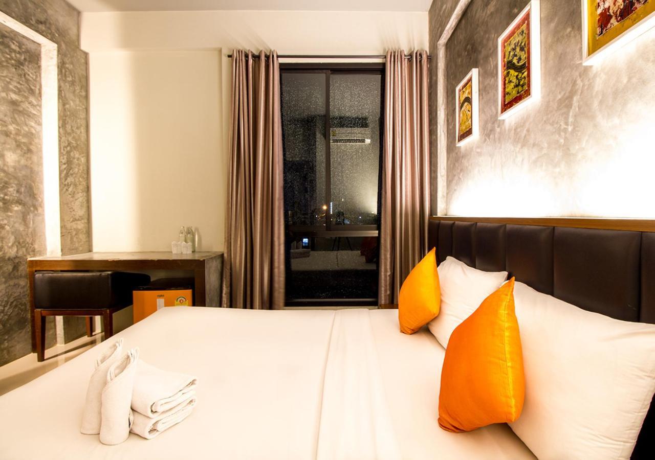 บีทู ทิพย์เนตร บูทิก แอนด์ บัดเจ็ต โฮเทล Hotel เชียงใหม่ ภายนอก รูปภาพ